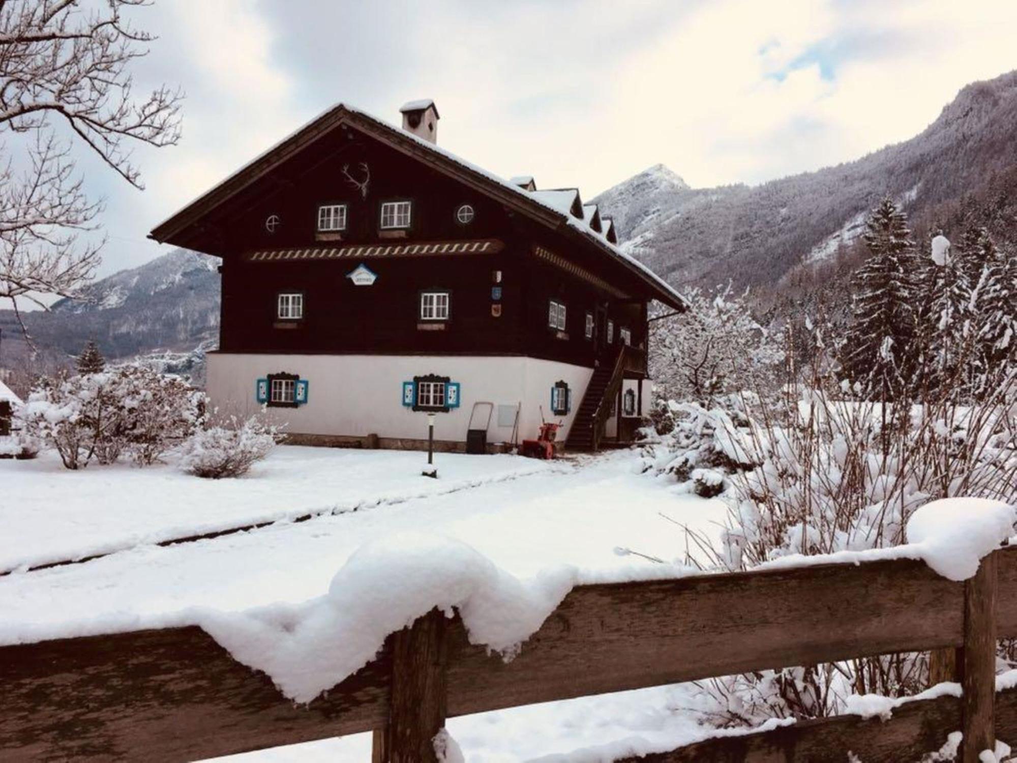 Ferienlounge Bluntausee Golling an der Salzach Exterior foto